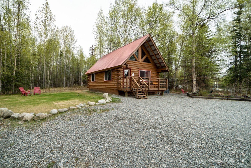 Hatcher Pass Cabins Chalet Style Log Cabin Rental